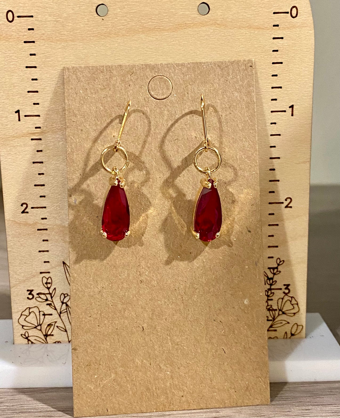 Vintage Red Teardrop