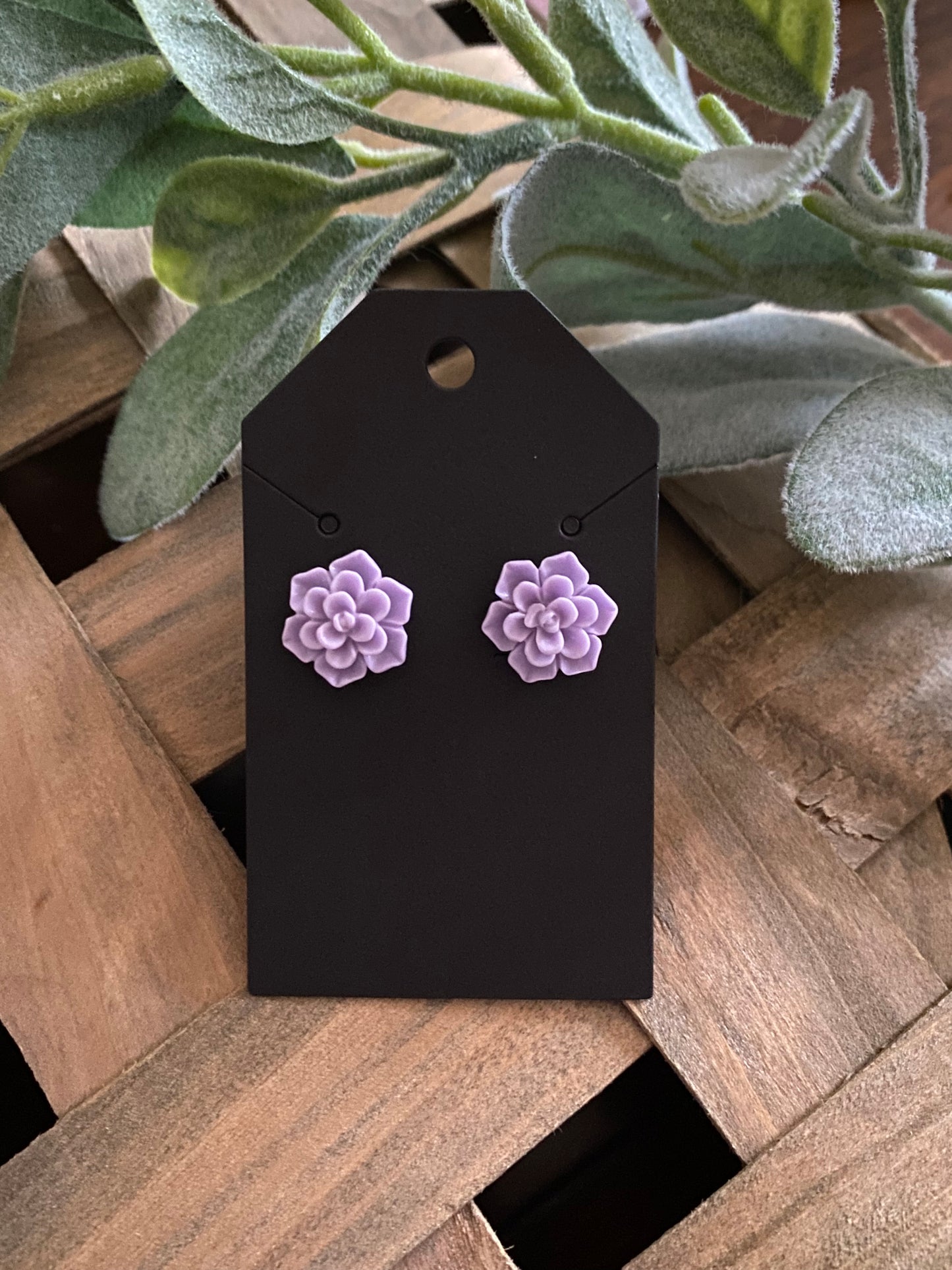 Flower studs